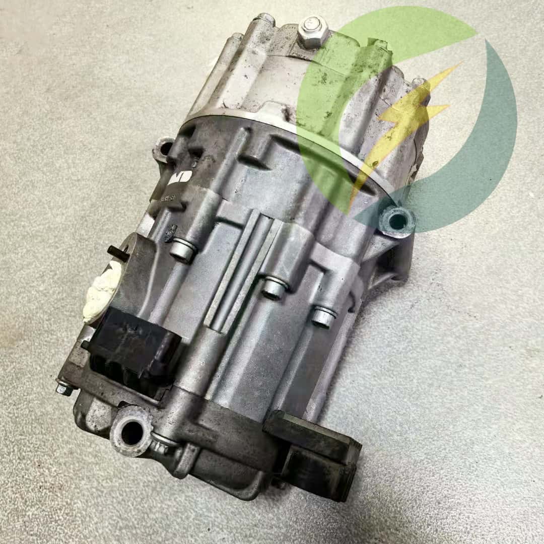 BMW ActiveHybrid 7 series (F01/F02/F03/F04) AC Compressor Pump