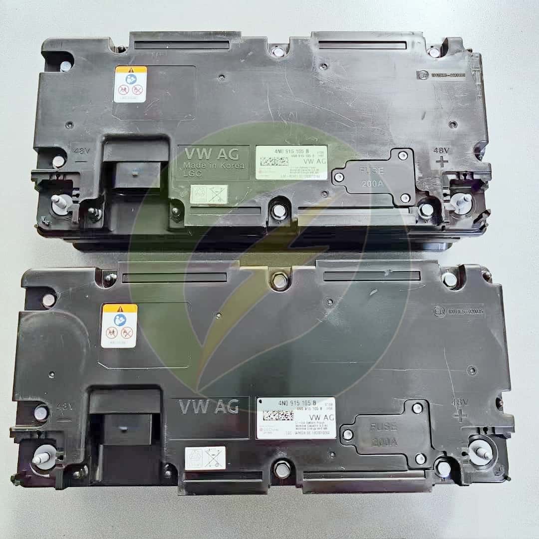 Audi A8 Quattro Hybrid 48-V Lithium-Iron Battery