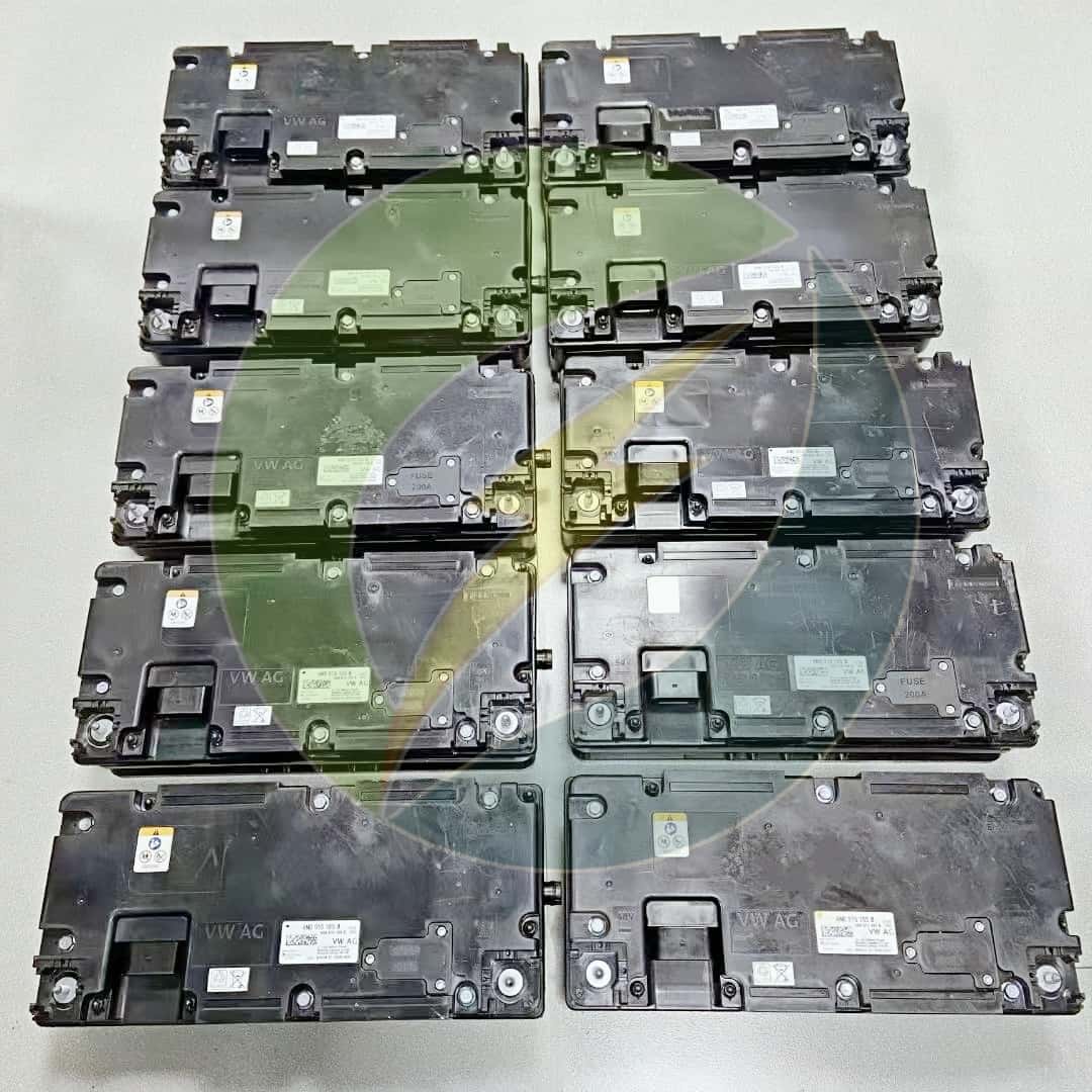 Audi A8 Quattro Hybrid 48-V Lithium-Iron Battery