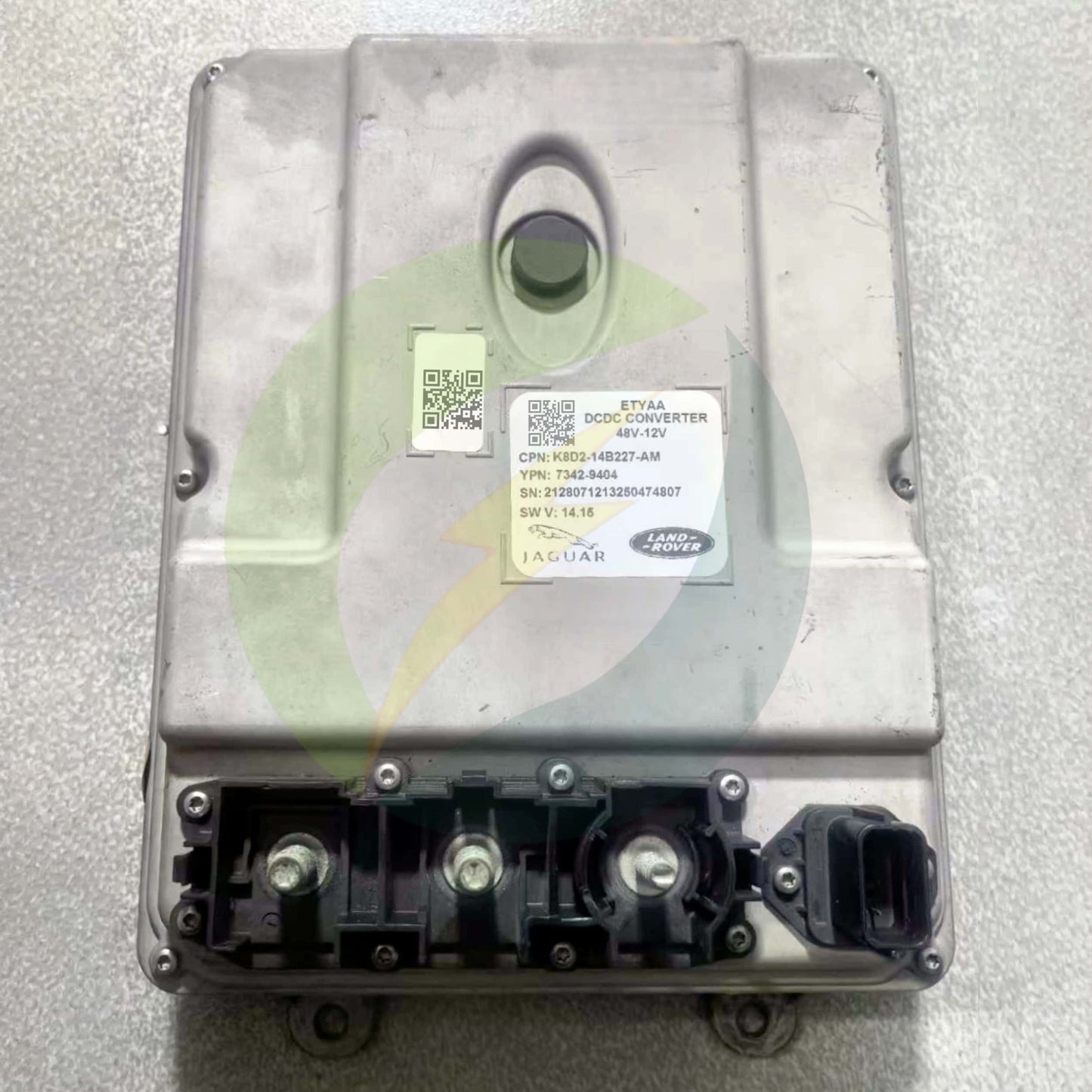 Land Rover Discovery Defender MHEV DC/DC converter module